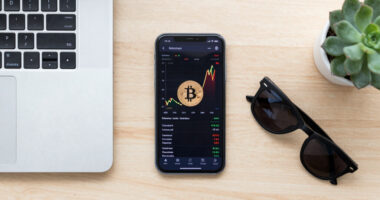 A look at how falling Bitcoin prices, capital structure changes pushed STRC below $83 in just five weeks.