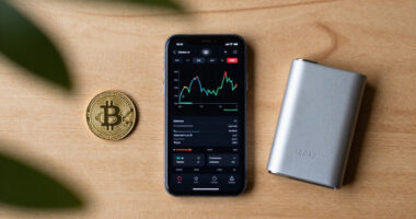 BNB Up Or Down - August 1, 12:50AM-12:55AM ET