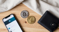 Bitcoin (BTC), Ether (ETH) Benefit As Altcoins Lose Their Luster: Crypto Markets Today