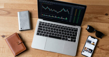 Why A Resilient Benchmark Keeps AI Managers At A 26-Point Level